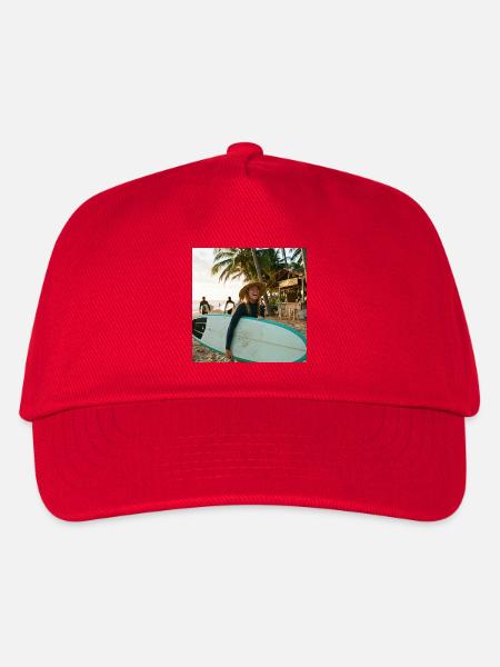 Strandsurferin mit Surfbrett - Kinder Basecap - Rot