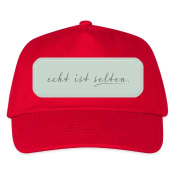 echt ist selten – minimalistische Typografie - Kinder Basecap - Rot - Vorne
