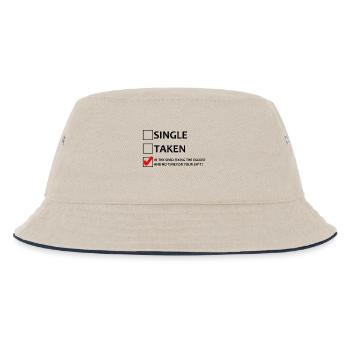 Im Schuppen, der die Eskorte festlegt! - Kinder Bucket Hat - Natur/Navy - Vorne