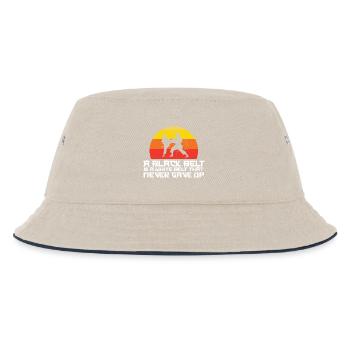 Ein schwarzer Gürtel ist ein weißer Gürtel, der nie aufgegeben hat - Kinder Bucket Hat - Natur/Navy - Vorne