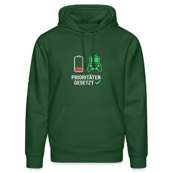 Gaming Motivation Design für Fans - Stanley/Stella Unisex Bio-Hoodie DRUMMER  - Flaschengrün - Vorne - Liana (172cm) & Jaron (178cm)