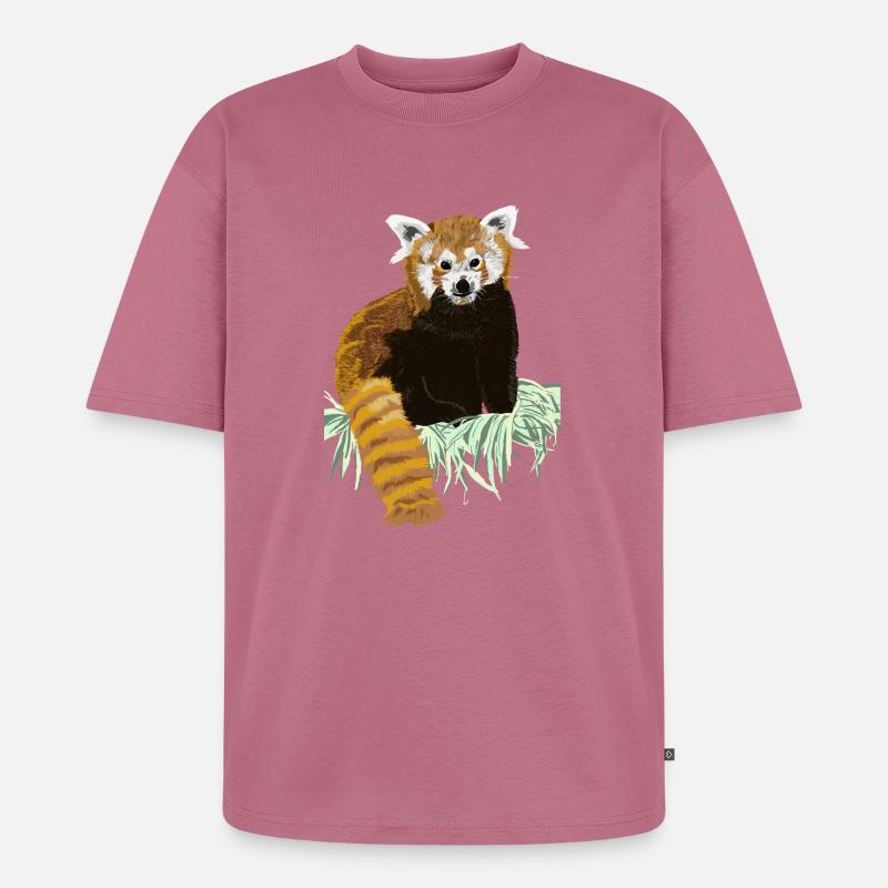 Roter Pandabaer auf Heu sitzend - Unisex Premium Oversized Bio T-Shirt - Mauve