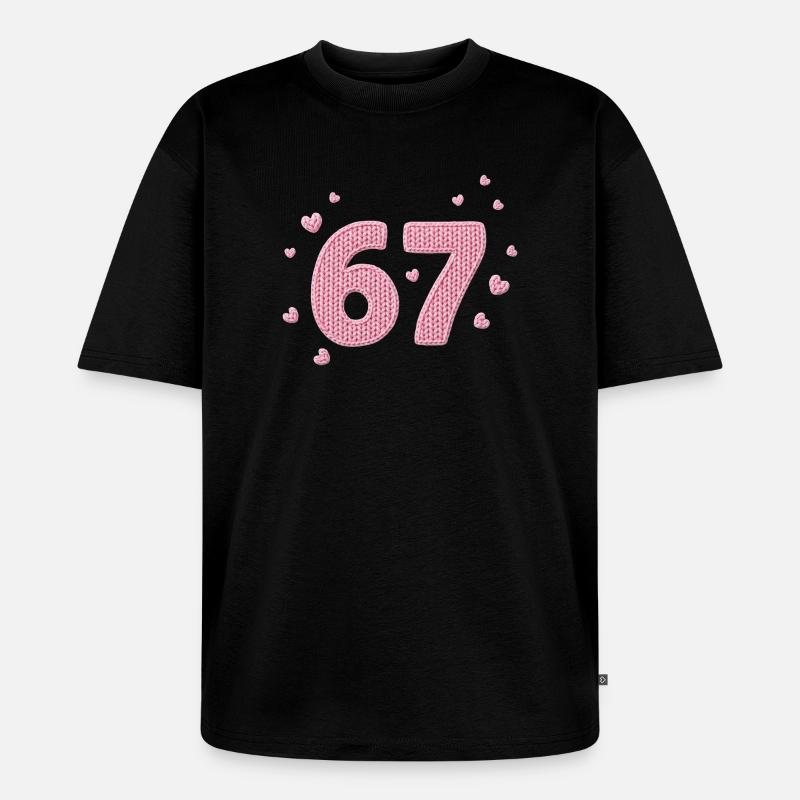 6 7 Meme – Pink Heart Pattern - Unisex Premium Oversized Bio T-Shirt - Schwarz