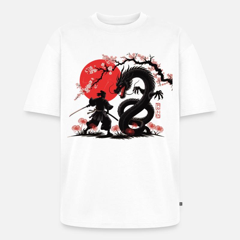 Samurai vs Drache Shirt Drachenkampf - Unisex Premium Oversized Bio T-Shirt - Weiß