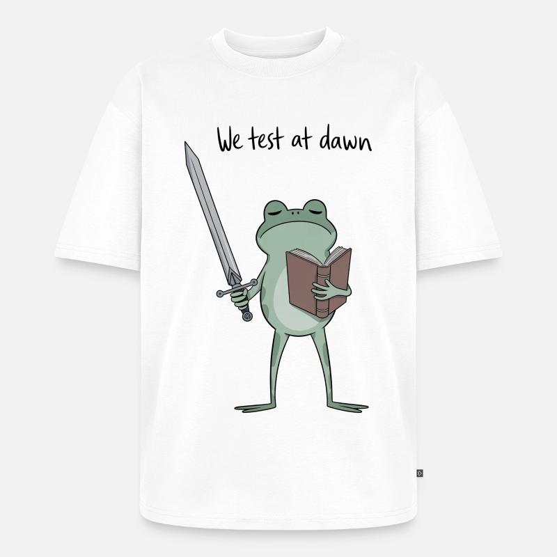 Dawnbound Frog Knight liest - Unisex Premium Oversized Bio T-Shirt - Weiß