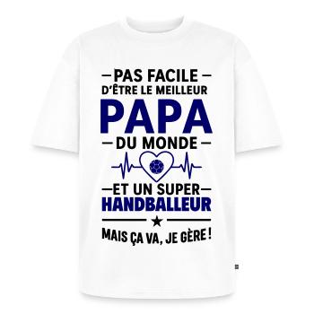 Herz + Handball – Super Papa Handball Spieler - Unisex Premium Oversized Bio T-Shirt - Weiß - Vorne - Thijin (182cm) & Selfina (174cm)