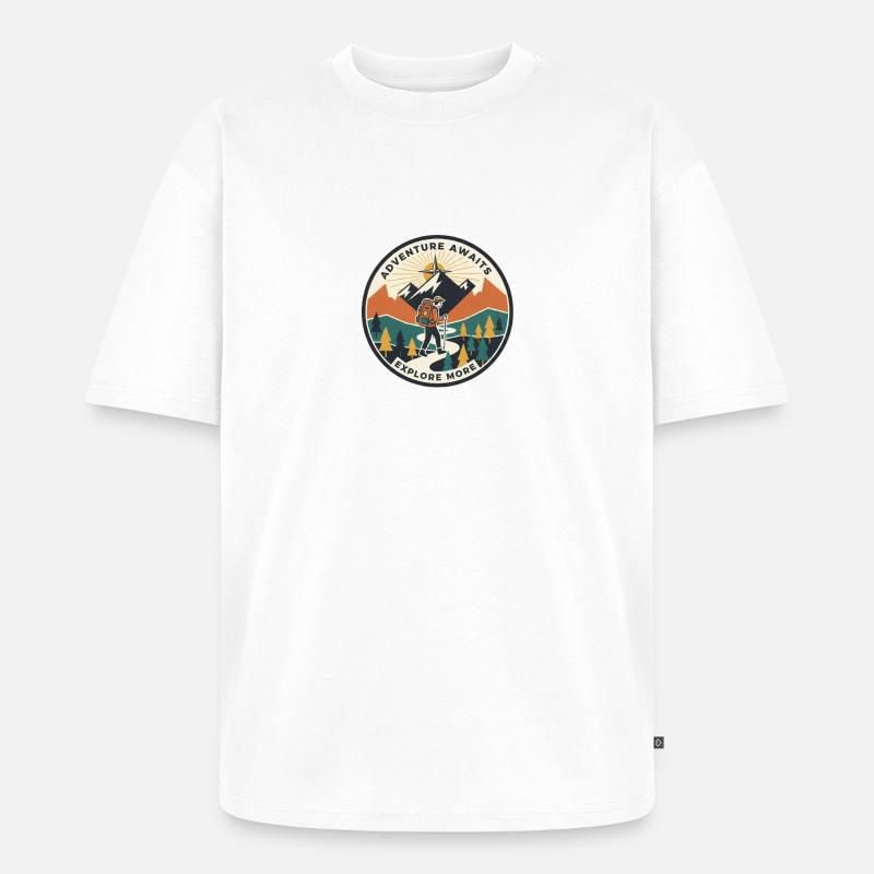 Abenteuerpfad Patch Wanderer - Unisex Premium Oversized Bio T-Shirt - Weiß