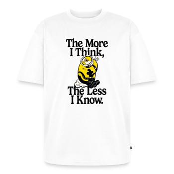 Minions The More I Think, The Less I Know - Unisex Premium Oversized Bio T-Shirt - Weiß - Vorne - Thijin (182cm) & Selfina (174cm)