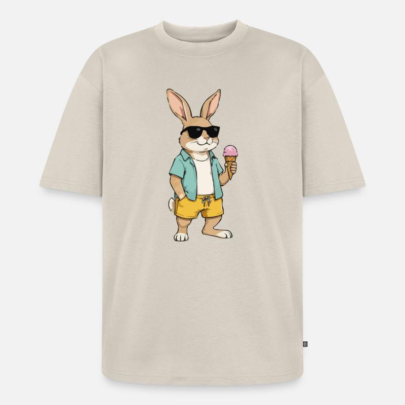 Sonnen Hase mit Eis am Strand - Unisex Premium Oversized Bio T-Shirt - Beige