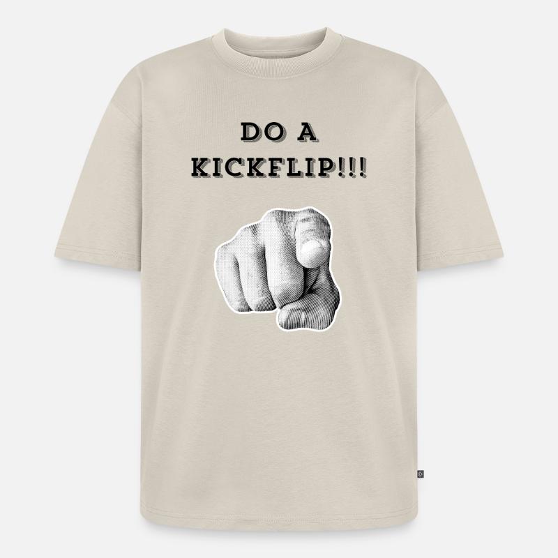 Mach einen Kickflip !! - Unisex Premium Oversized Bio T-Shirt - Beige