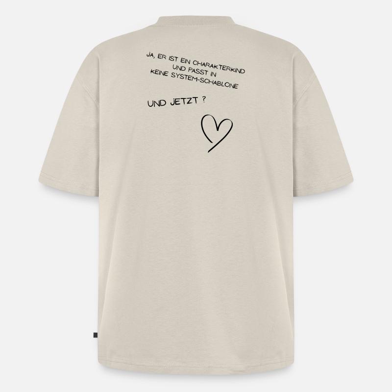 Sohn_Charakterkind - Unisex Premium Oversized Bio T-Shirt - Beige