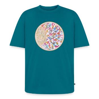 SeelenFreude - Sonja Ariel von Staden - Unisex Premium Oversized Bio T-Shirt - Petrol - Vorne - AI Model Male 185 light (185cm)