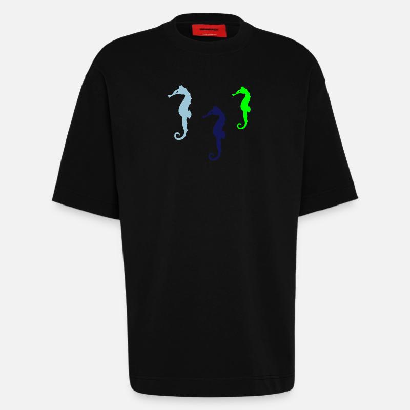 seepferdchen silhouette 02 - Heavyweight T-Shirt - made by SPREAD  - SOLID BLACK