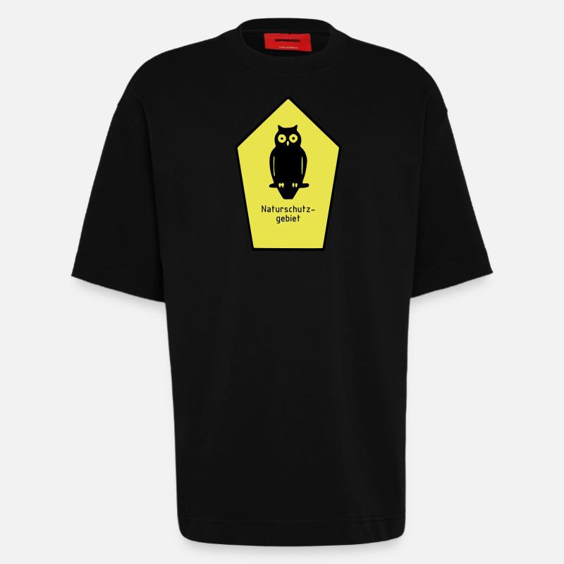 Schild Naturschutzgebiet / Eule - Heavyweight T-Shirt - made by SPREAD  - SOLID BLACK
