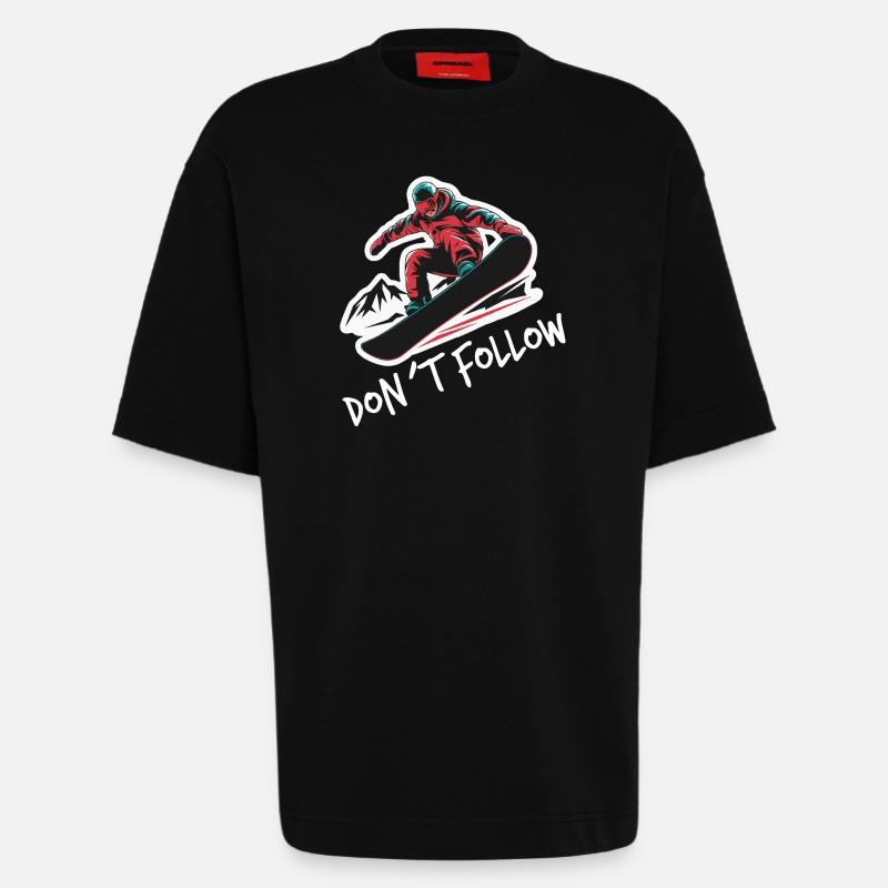 Snowboarder beim Snowborading - Heavyweight T-Shirt - made by SPREAD  - SOLID BLACK