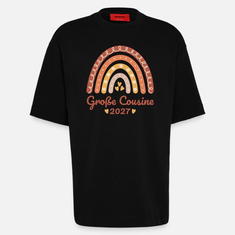 Große Cousine 2027 Boho Regenbogen - Heavyweight T-Shirt - made by SPREAD  - SOLID BLACK