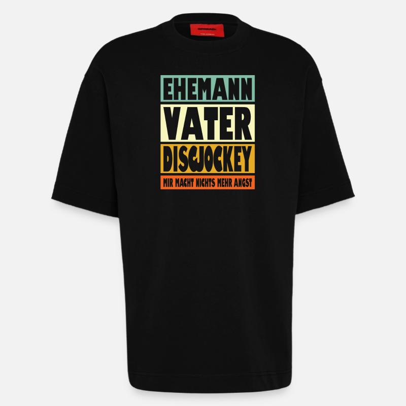 Discjockey Vater Ehemann Held - Heavyweight T-Shirt - made by SPREAD  - SOLID BLACK