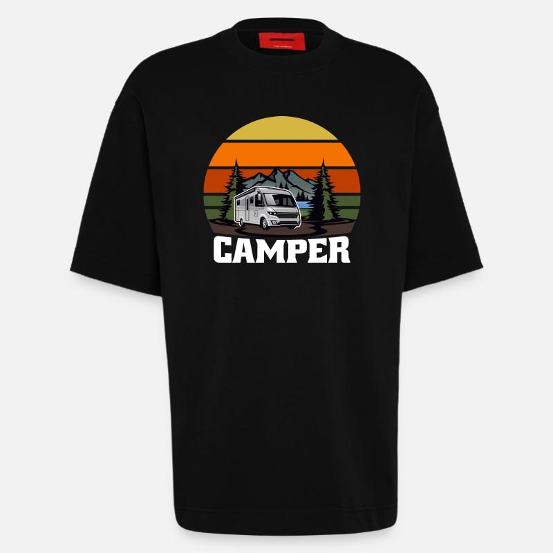 Camper Camperin Wohnwagen Geschenk - Heavyweight T-Shirt - made by SPREAD  - SOLID BLACK