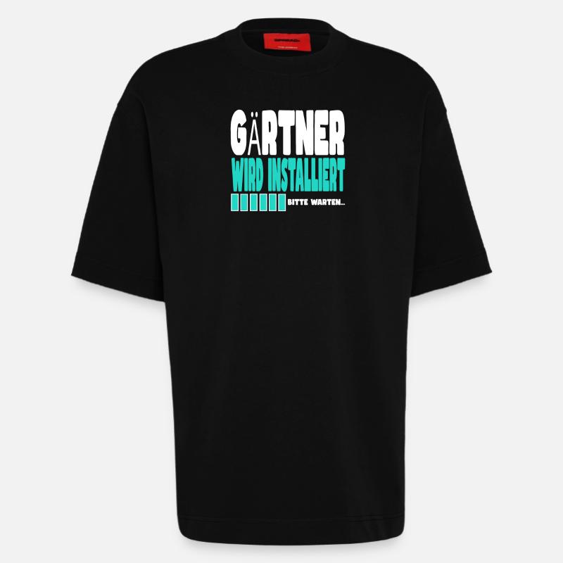 Goldschmied wird installiert - Heavyweight T-Shirt - made by SPREAD  - SOLID BLACK