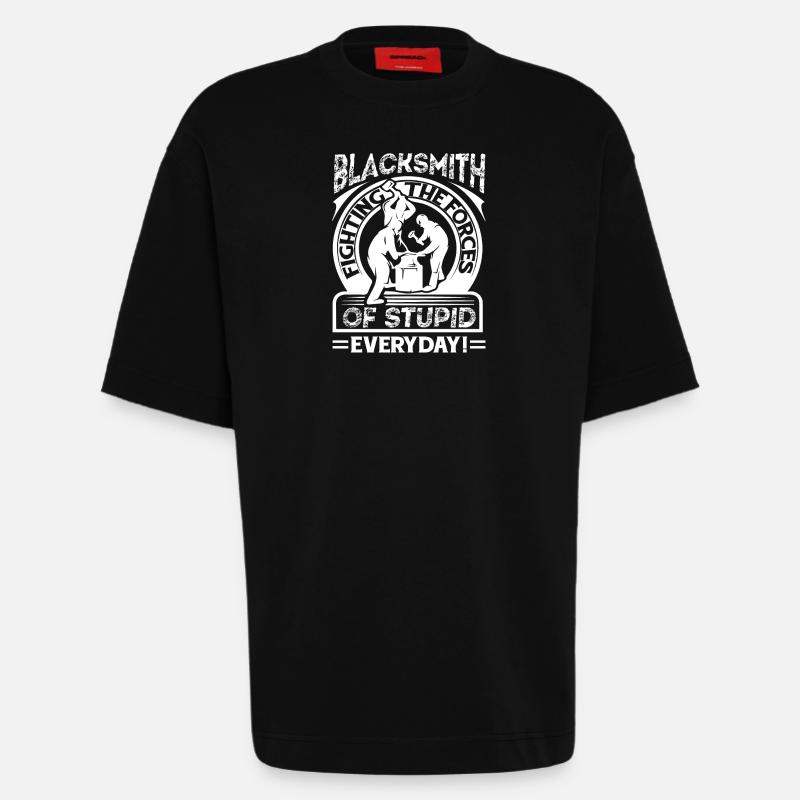 Blacksmith Blacksmith Fighting - Heavyweight T-Shirt - made by SPREAD  - SOLID BLACK