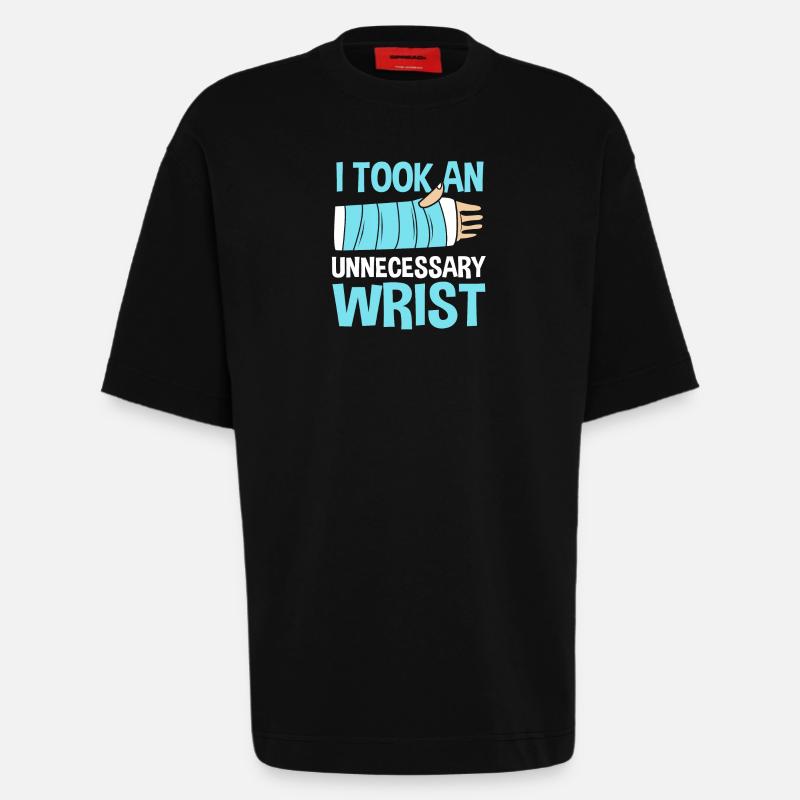 Gebrochener Arm Knochen Knochenbruch - Heavyweight T-Shirt - made by SPREAD  - SOLID BLACK