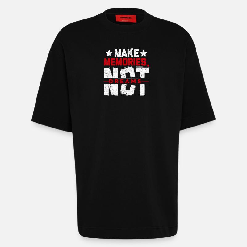 Make Memories Not Dreams - Heavyweight T-Shirt - made by SPREAD - SOLID BLACK