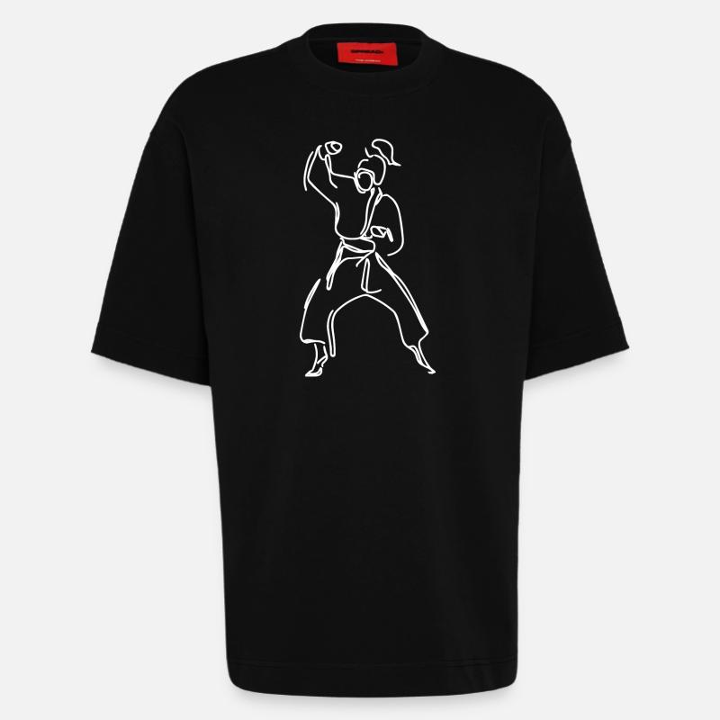 Weibliche Karateka - Heavyweight T-Shirt - made by SPREAD  - SOLID BLACK