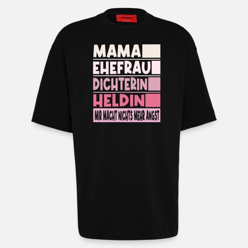 Dichterin Mama Ehefrau Heldin - Heavyweight T-Shirt - made by SPREAD  - SOLID BLACK
