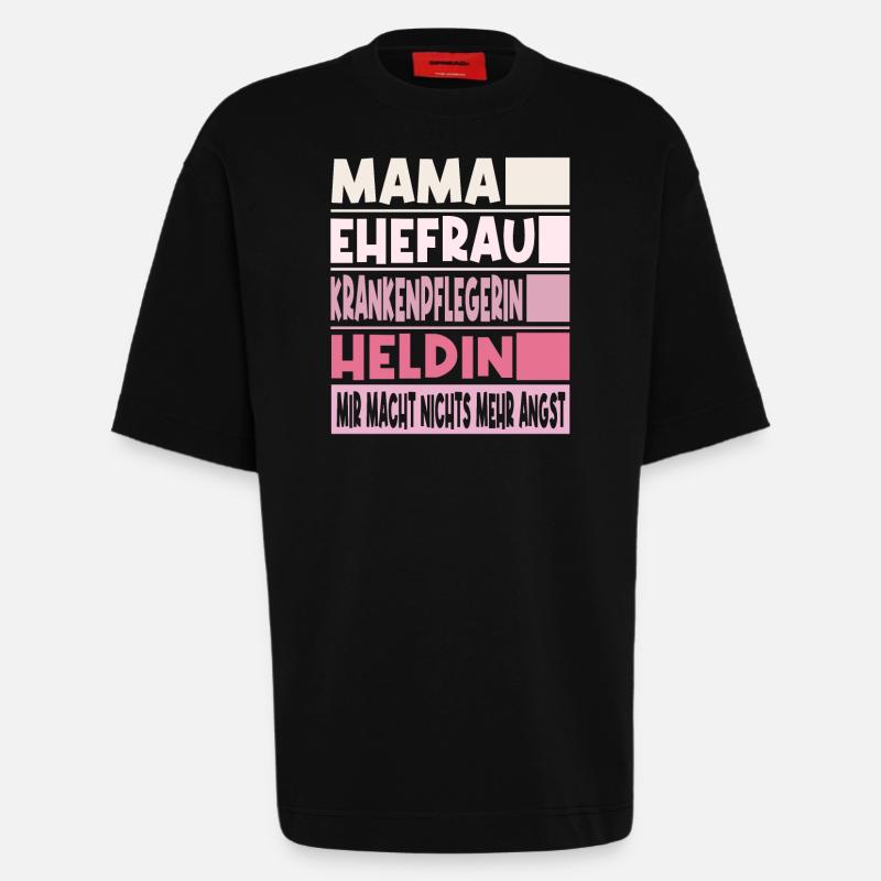Krankenpflegerin Mama Ehefrau Heldin - Heavyweight T-Shirt - made by SPREAD - SOLID BLACK