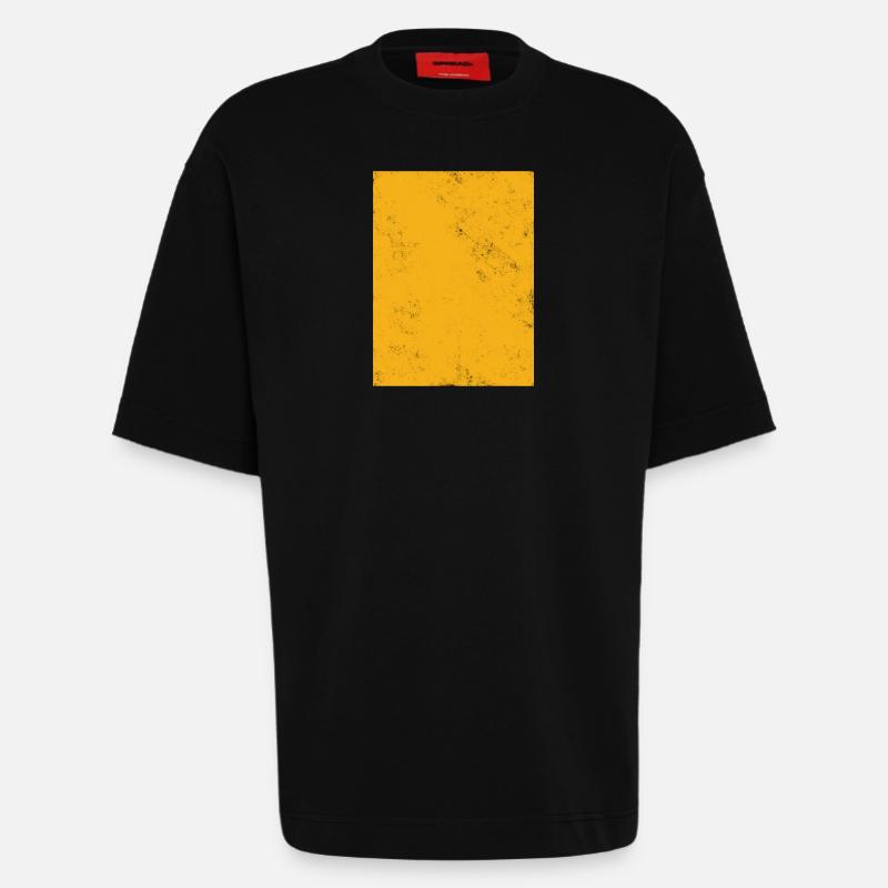 Golden gradient design for elegance - Heavyweight T-Shirt - made by SPREAD  - SOLID BLACK