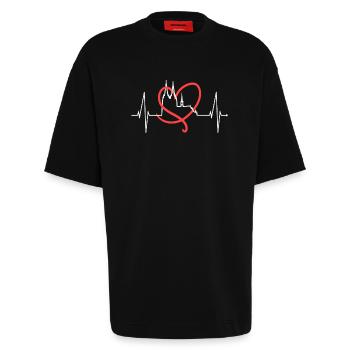 Köln Skyline Herzschlag Herz Kölsch Liebe Kölner - Heavyweight T-Shirt - made by SPREAD  - SOLID BLACK - Vorne - Fiona (171cm)