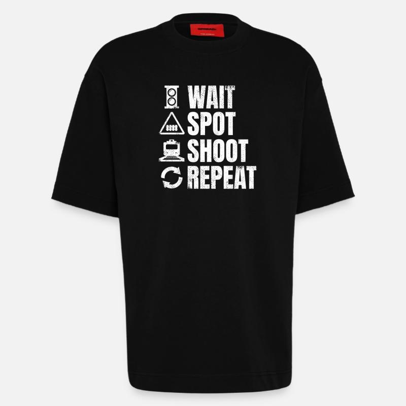 Trainspotter Zeitplan - Heavyweight T-Shirt - made by SPREAD - SOLID BLACK