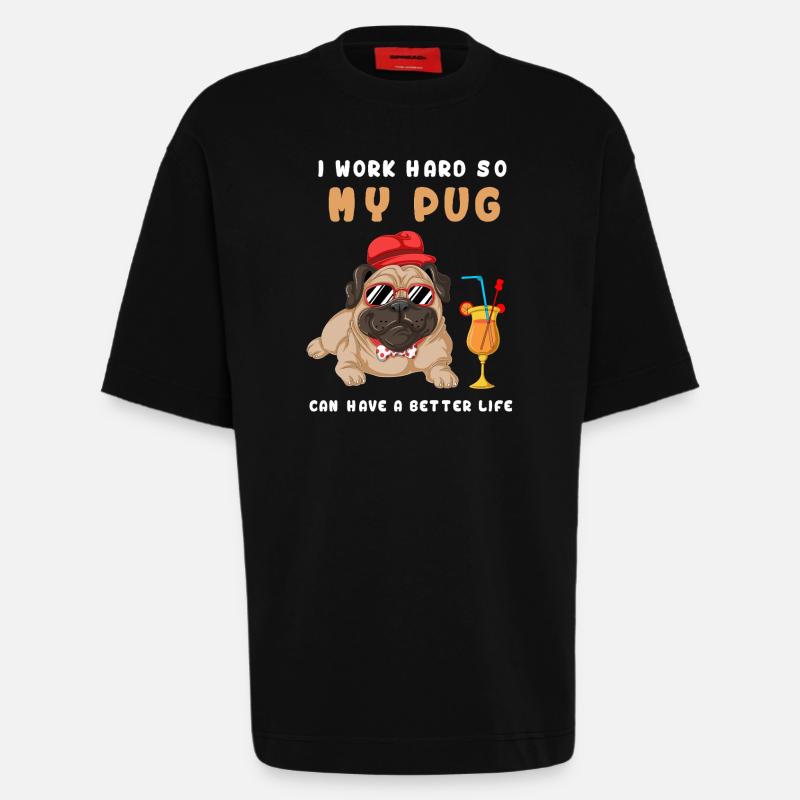 Ich arbeite hart, mein Mops - Heavyweight T-Shirt - made by SPREAD  - SOLID BLACK