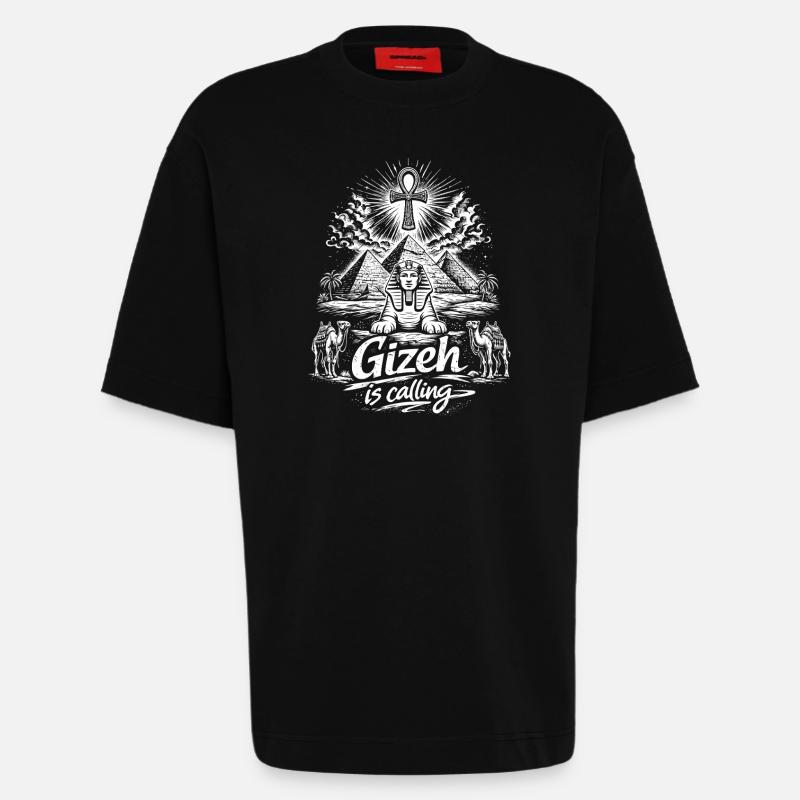 Gizeh is calling Ägypten Pyramiden Reise - Heavyweight T-Shirt - made by SPREAD  - SOLID BLACK