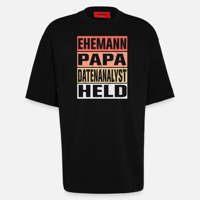 Datenanalyst Vater Ehemann Held - Heavyweight T-Shirt - made by SPREAD  - SOLID BLACK