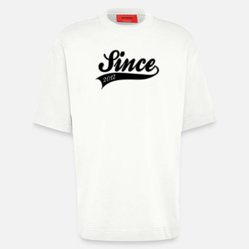 Geburt - Since 2012 - Heavyweight T-Shirt - made by SPREAD  - OFF WHITE