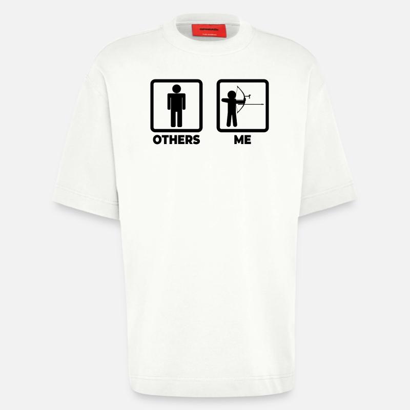 Lustiger Bogensportler - Heavyweight T-Shirt - made by SPREAD  - OFF WHITE