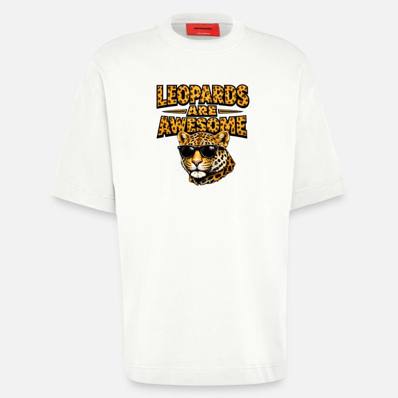 Leopards Are Awesome – Leopard mit Sonnenbrille - Heavyweight T-Shirt - made by SPREAD  - OFF WHITE
