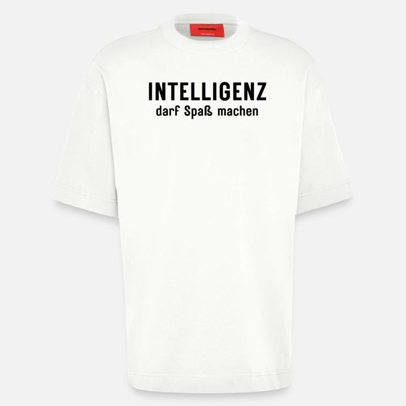 Intelligenz darf Spaß machen Statement Design - Heavyweight T-Shirt - made by SPREAD  - OFF WHITE