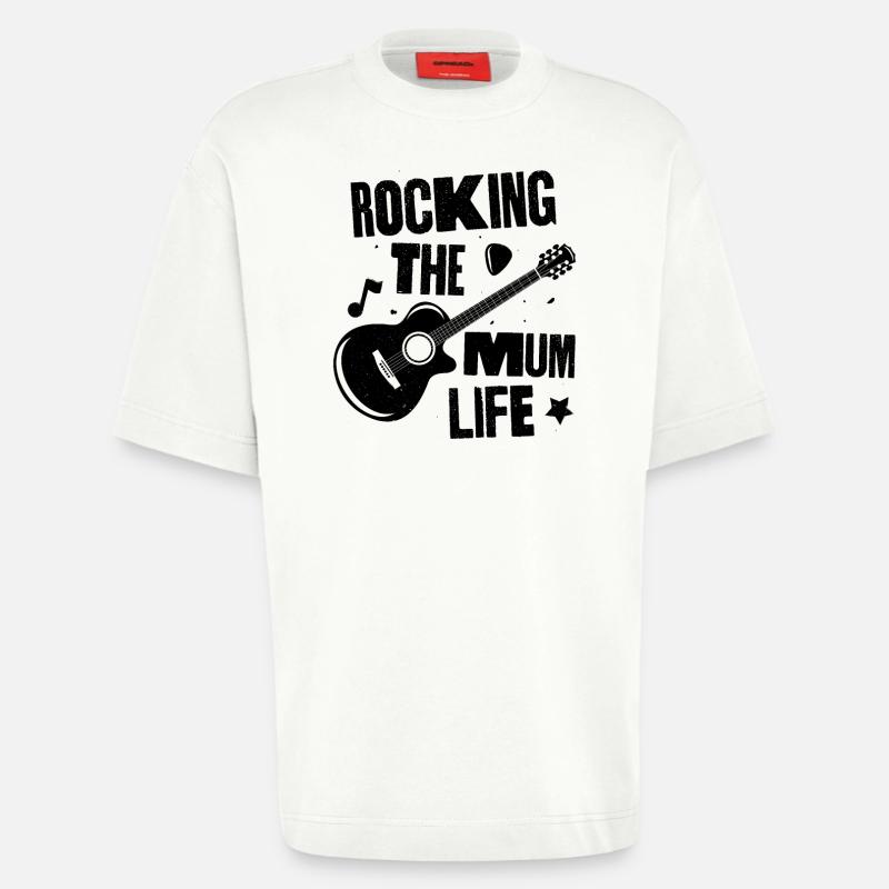 Das Mama-Leben rocken - Heavyweight T-Shirt - made by SPREAD  - OFF WHITE