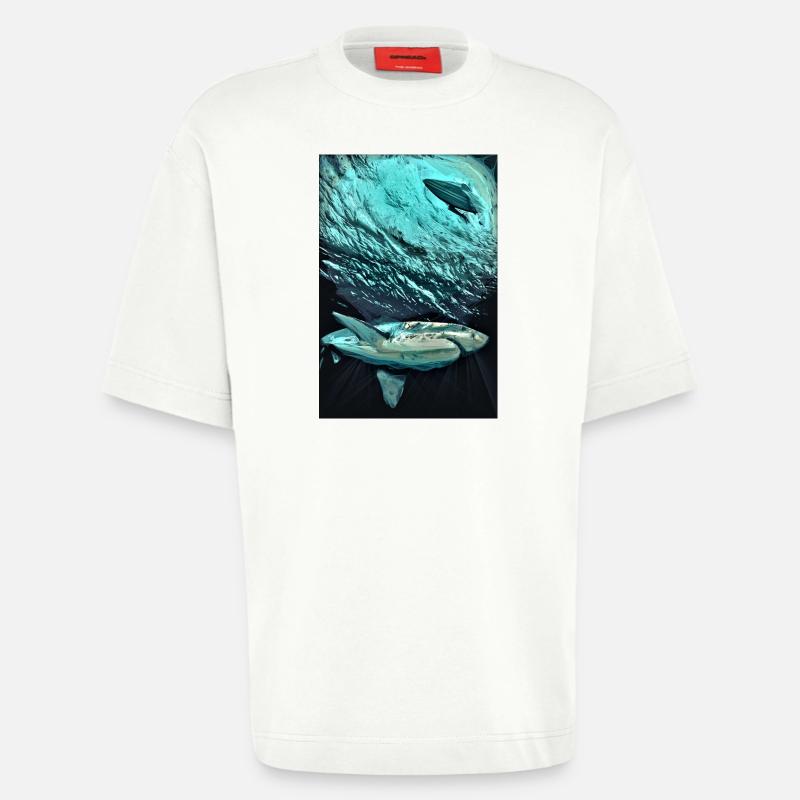Turquoise Underwater Shark Dynamics - Heavyweight T-Shirt - made by SPREAD  - OFF WHITE