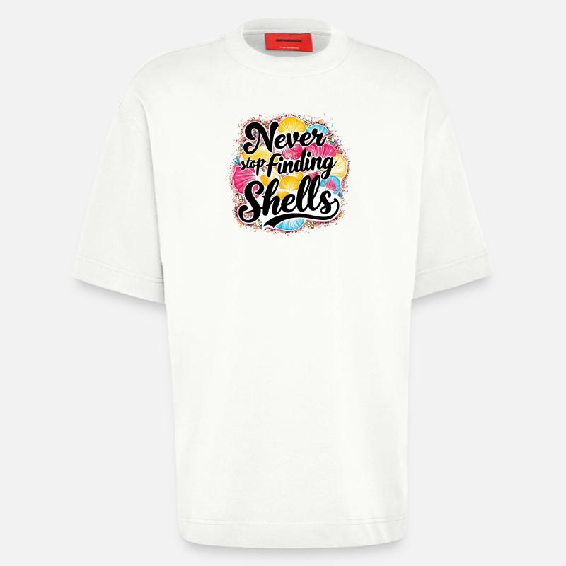 Never Stop Finding Shells Design - Heavyweight T-Shirt - made by SPREAD - OFF WHITE