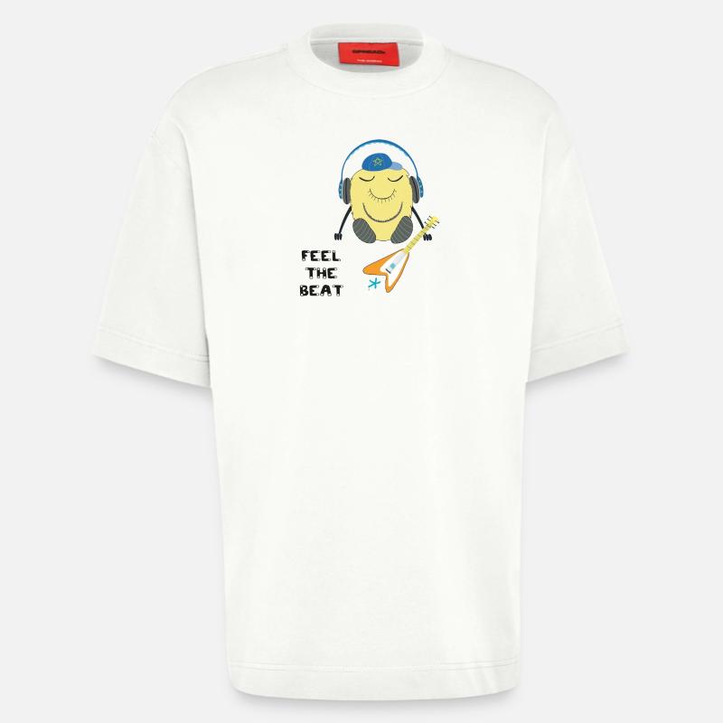 Comic Figur mit Kopfhörern und Gitarre - Heavyweight T-Shirt - made by SPREAD  - OFF WHITE