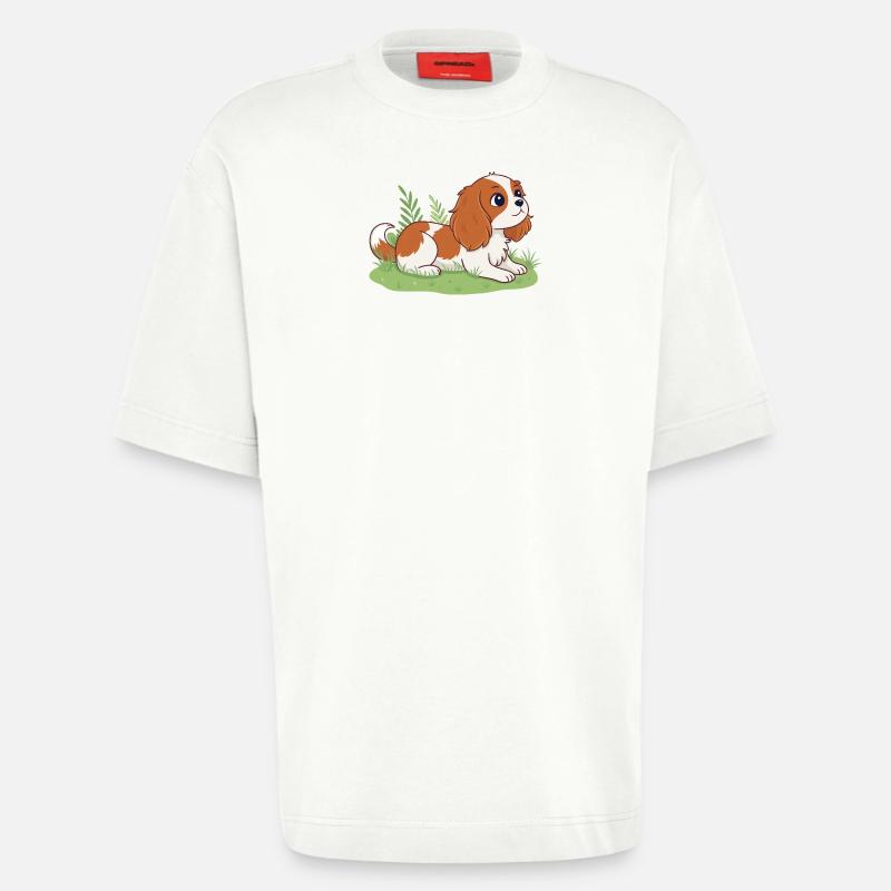 Chiot Cavalier sur herbe joyeuse - T-shirt bio épais oversize fabriqué en UE - OFF WHITE