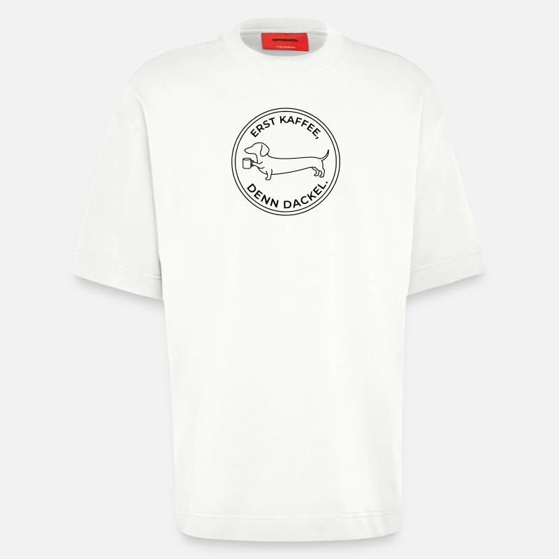erst kaffee denn dackel - Heavyweight T-Shirt - made by SPREAD  - OFF WHITE
