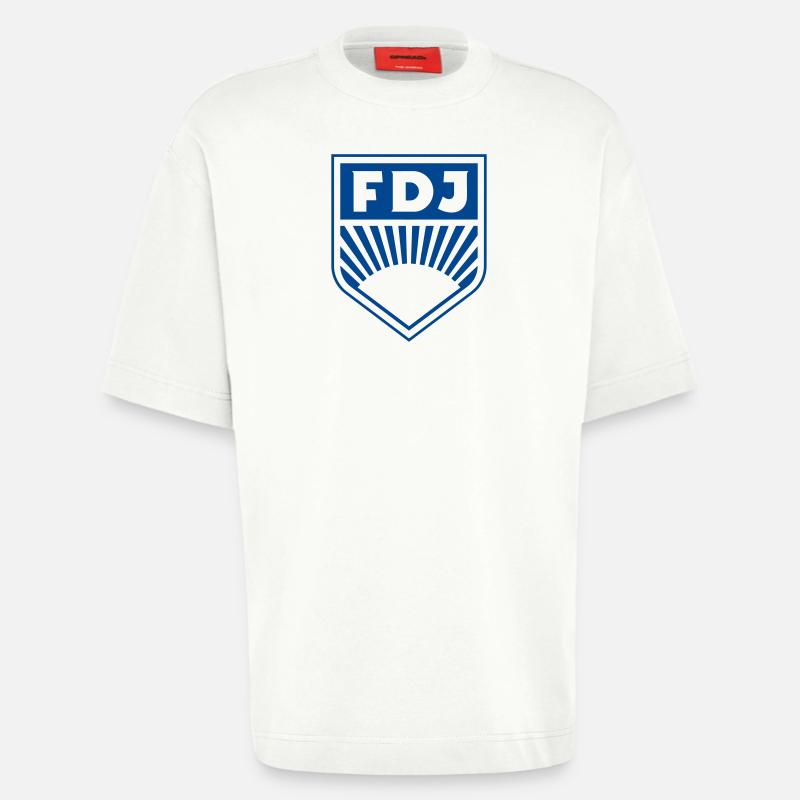 FDJ - Freie Deutsche Jugend Abzeichen (einfarbig) - Heavyweight T-Shirt - made by SPREAD  - OFF WHITE