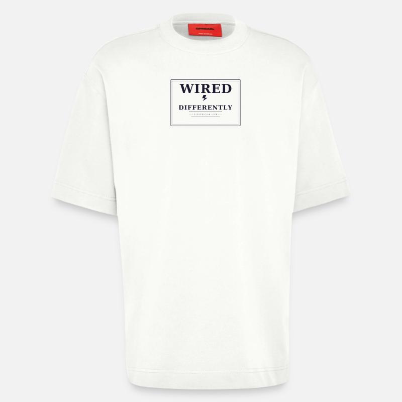 Câblé différemment - T-shirt bio épais oversize fabriqué en UE - OFF WHITE