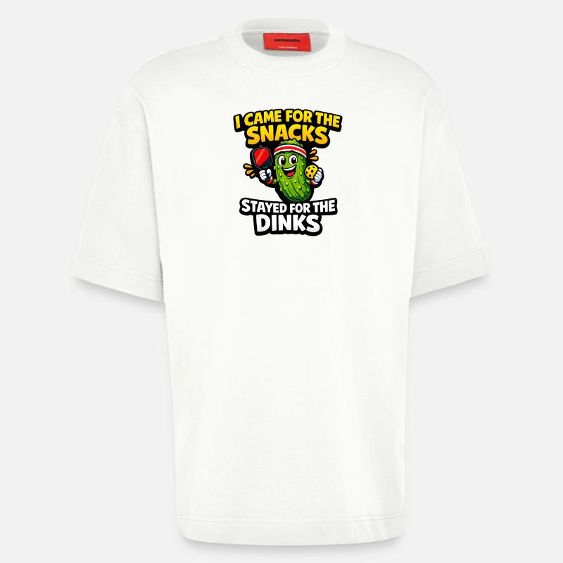 Gurkenheld: Snacks instead of dinks - Heavyweight T-Shirt - made by SPREAD - OFF WHITE
