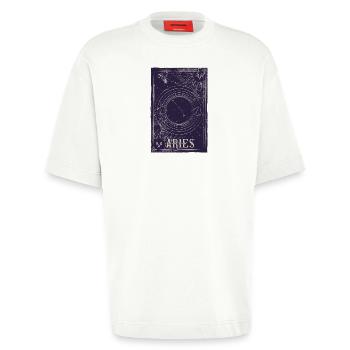Widder Sternbild Himmlischer Ring - Heavyweight T-Shirt - made by SPREAD  - OFF WHITE - Vorne - Fiona (171cm)