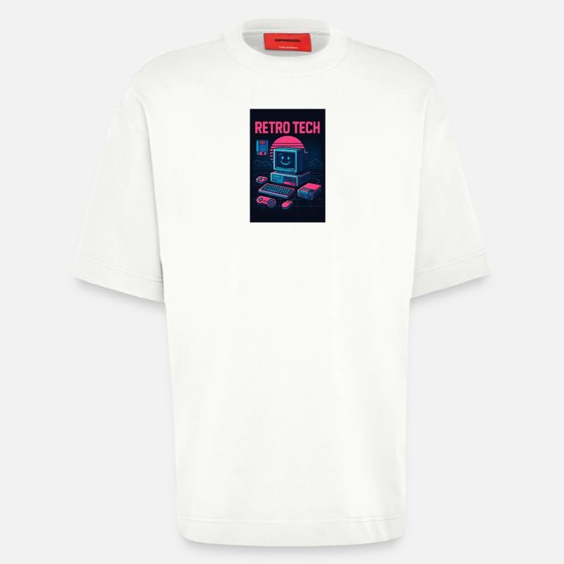 Retro Tech Computer Grafikdesigner mit Lächeln - Heavyweight T-Shirt - made by SPREAD  - OFF WHITE